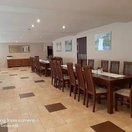 Dom Wczasowy Brido Hotel *