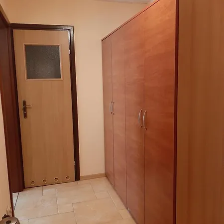 Dom Wczasowy Brido Hotel *